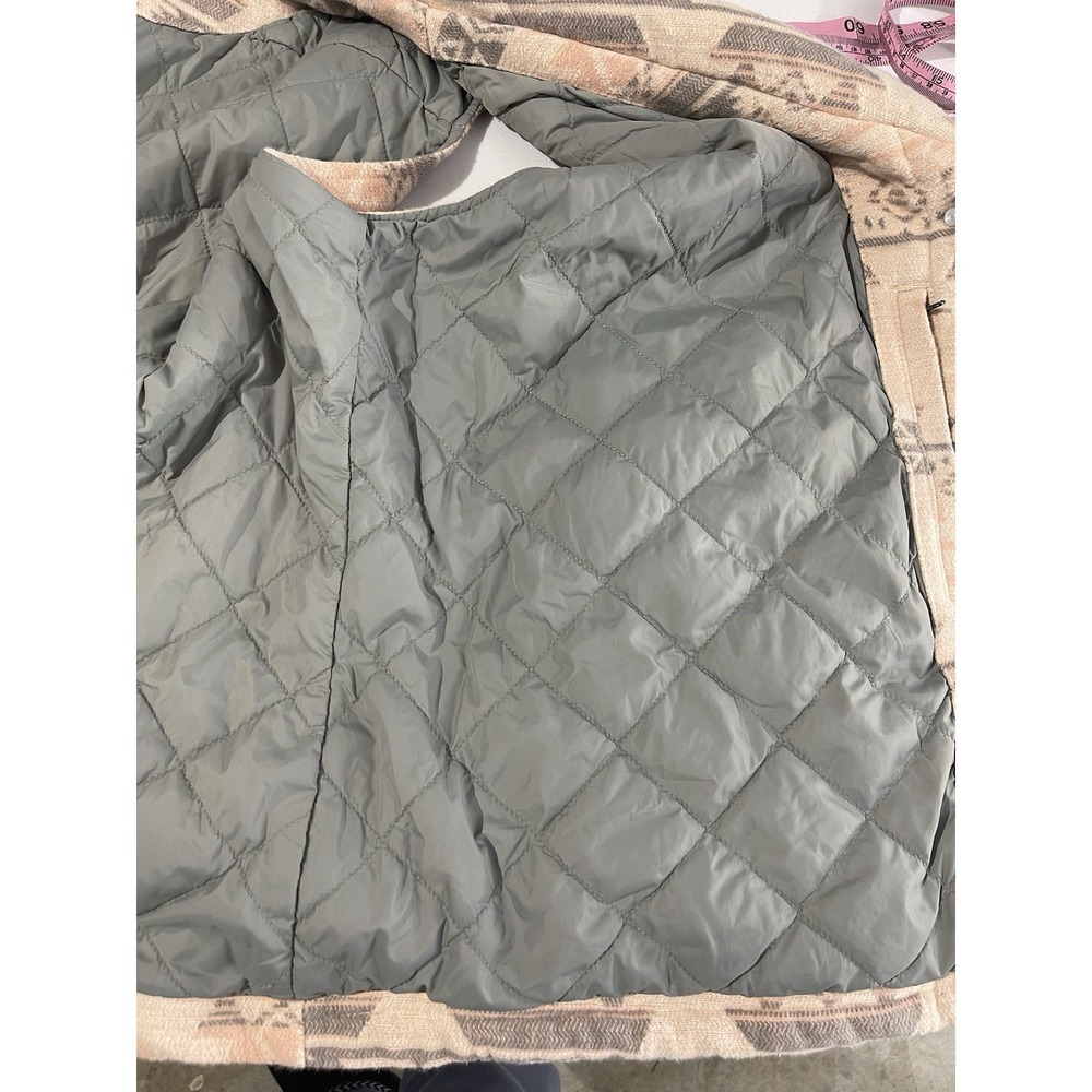 Duluth Trading Co. Women's Festivest Southwest Pink Gray Aztec Print XL Vest - Picture 9 of 10